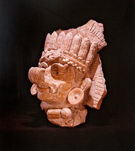 Parte de la cabeza de una gran urna, Oaxaca